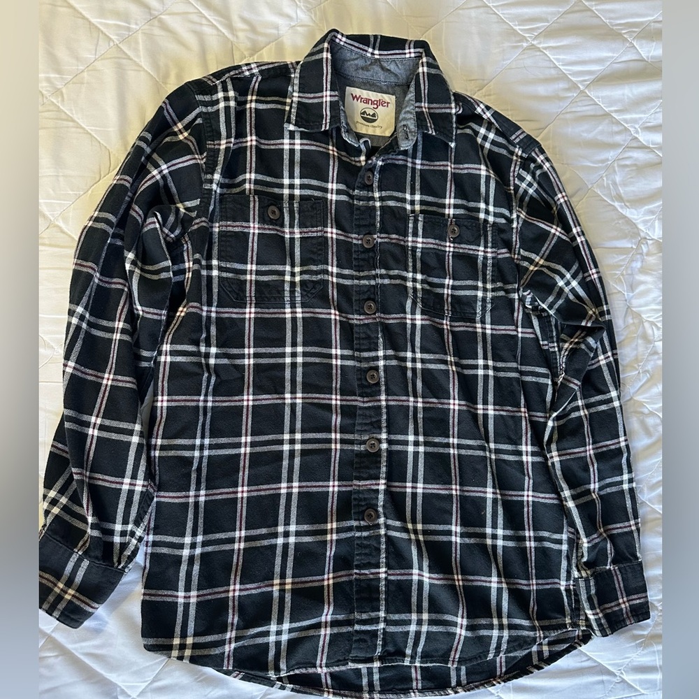 Wrangler Men's Dark Plaid Button-Down Shirt